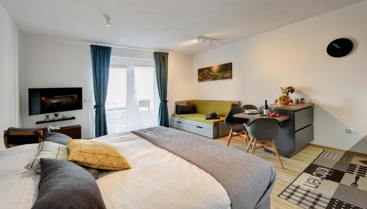 Apartman Lipno - Dve Zatoky Frymburk Exterior photo